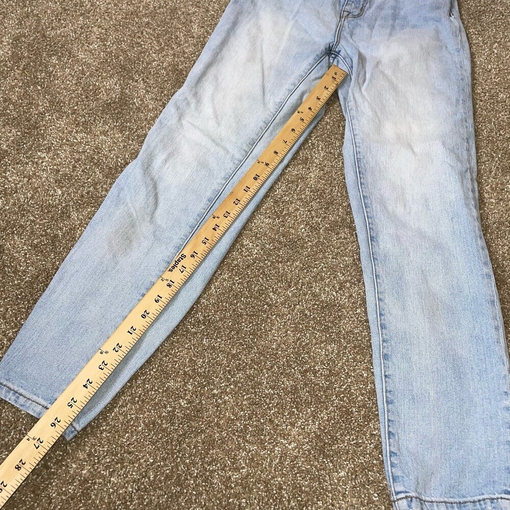 BDG jeans Mom High Rise straight leg 25" light wash - Picture 6 of 8